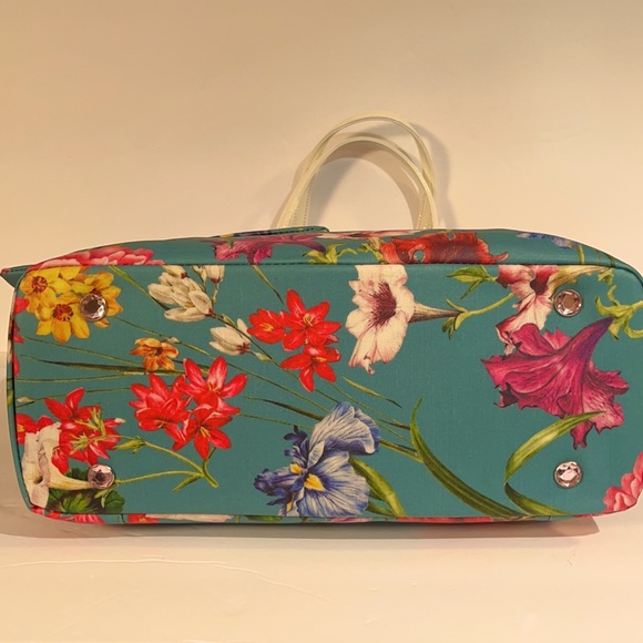 Think Bee Floral Tote Bag - Picture 5 of 10